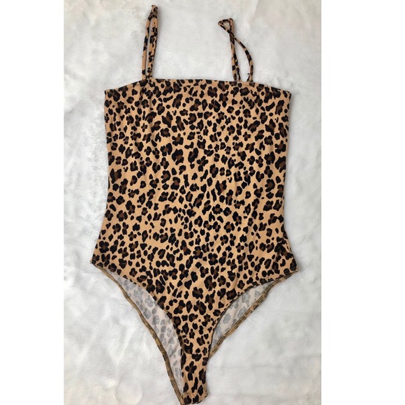 Leopard Print Bodysuit - Picture 2 of 4